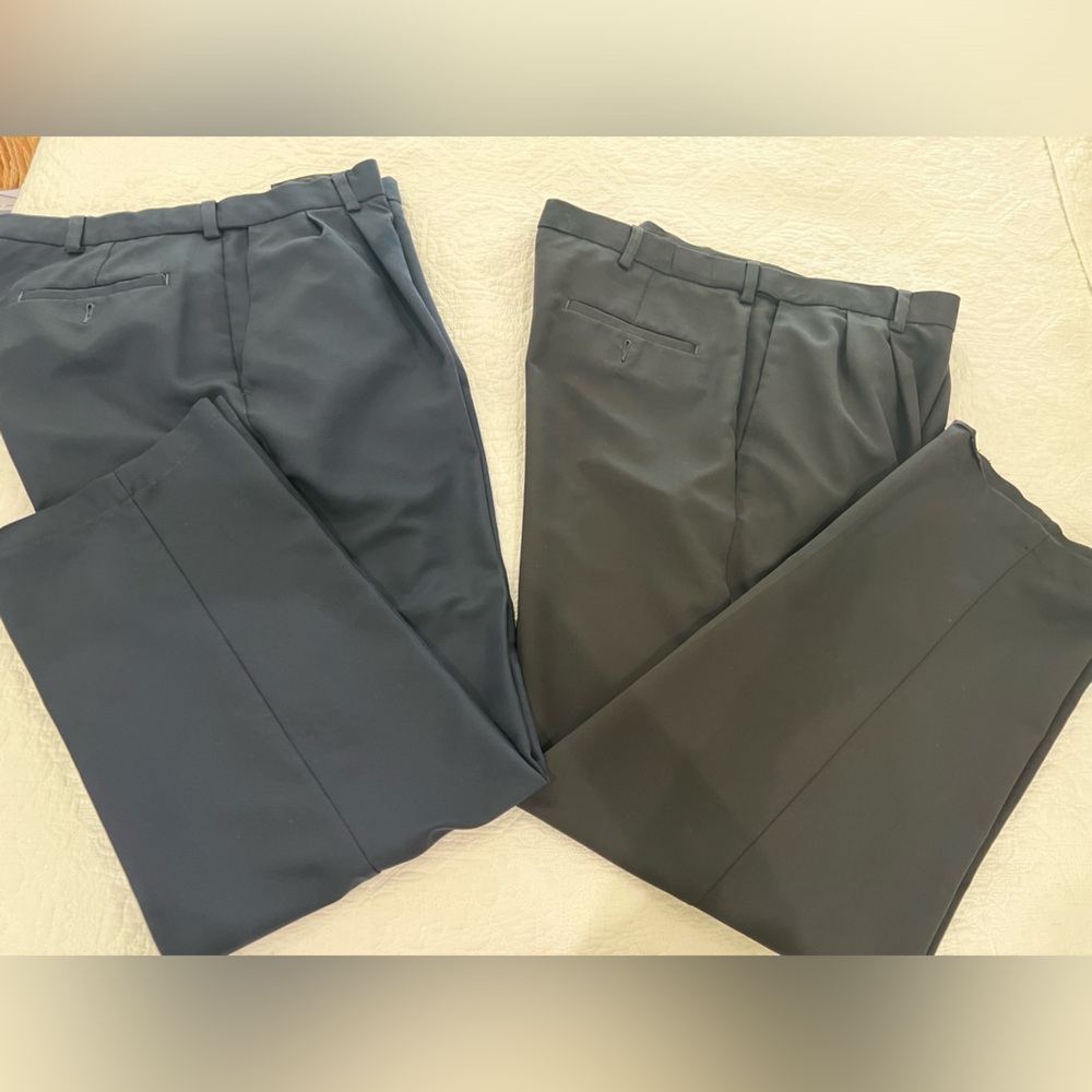 Two pairs of Haggar pleated dress slacks size 38x32 blue/navy and black